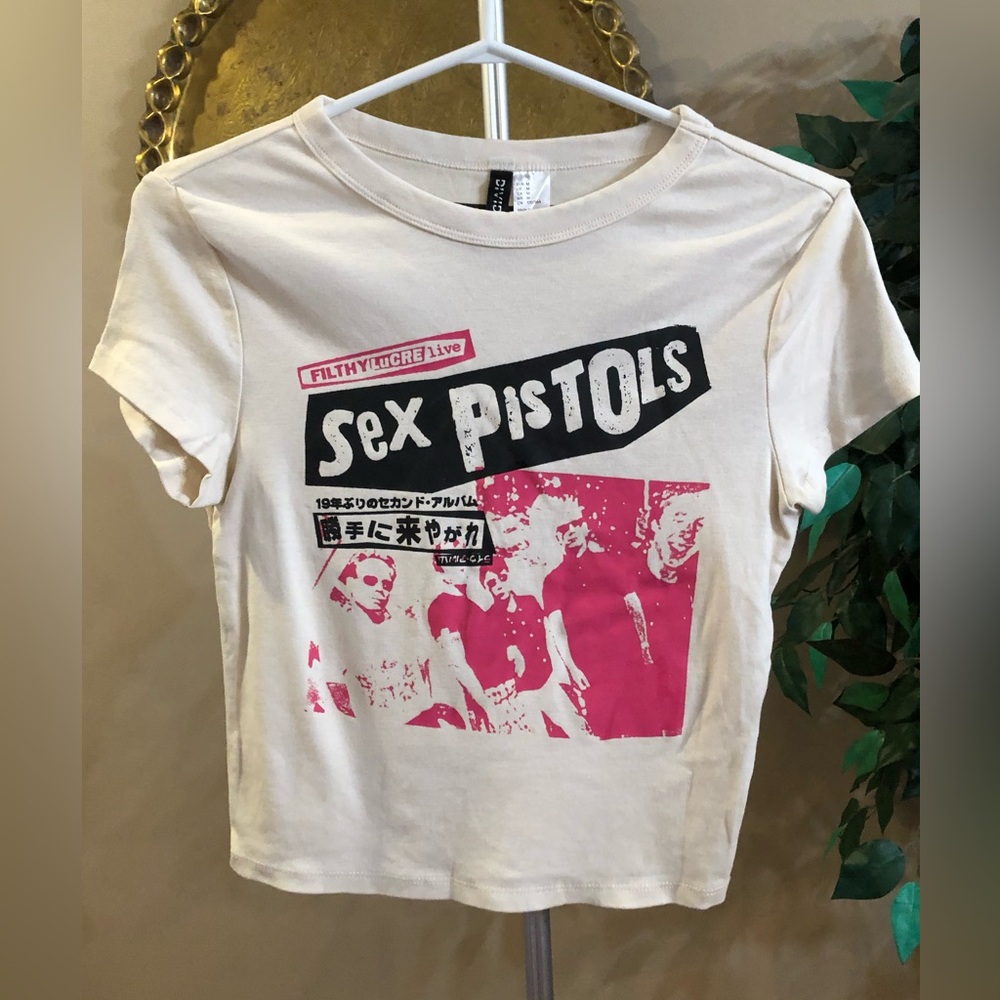 Band tee